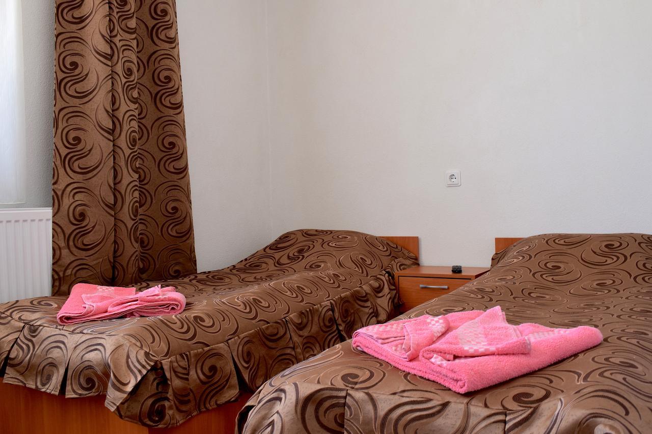 Complex Pele Otel Zmeitsa Dış mekan fotoğraf